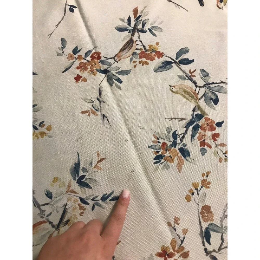 Bird floral themed table cloth